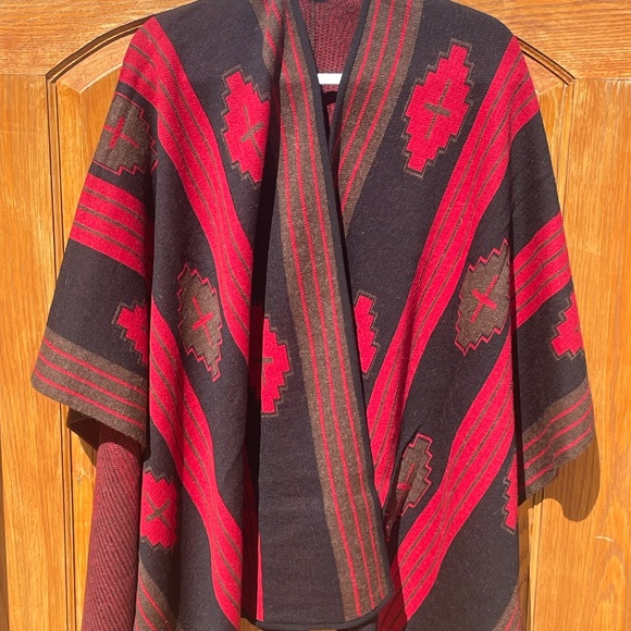 NWOT Alpaca Ruana, Navajo, Red/Black/Brown (One Size) - Picture 7 of 15